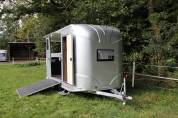 Remorque anka 2 chevaux + home car & sellerie