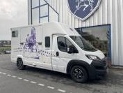 Camion 2 chevaux barbot