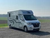 Renault master haras 5 / vendu