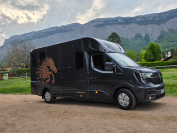 Location camion pour chevaux domène