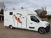 Master 145 chx 2 places/chevaux 211 000km