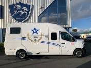Camion 2 chevaux renault master dci 165 cv