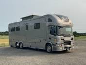 Stx 6 chevaux avec pop out, push up, cuisine americaine