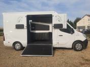Renault master - stall